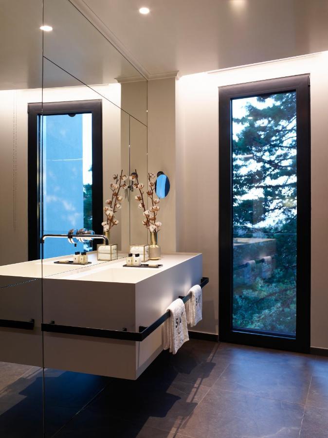 Superior King Suite